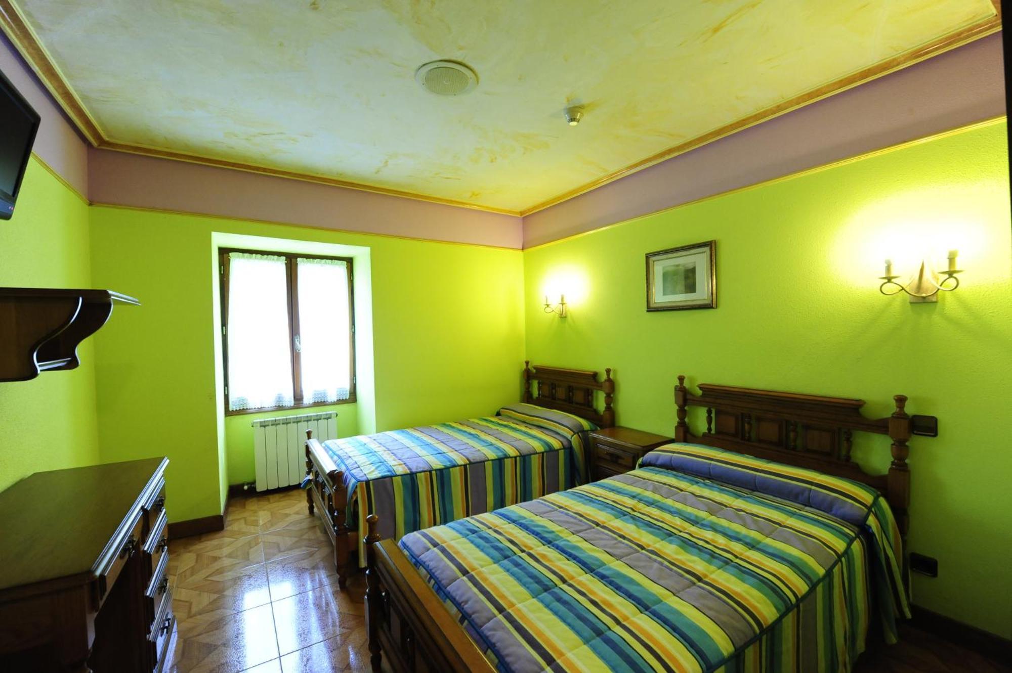 Hotel Rural Bereau Лесака Экстерьер фото